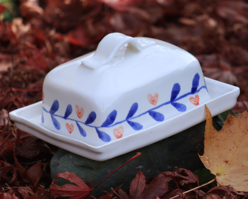 Máslenka - modré listy