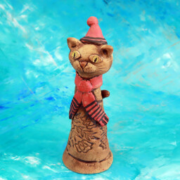 Kočka s šálou a kulichem